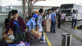 Seribu Bus Mangkrak di Medan Akibat Larangan Mudik Lebaran
