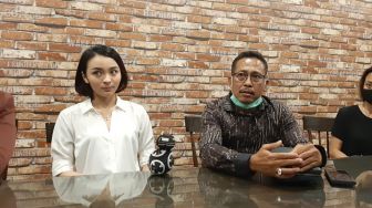 Imbas Fitnah Dedy Susanto Lakukan Pelecehan, Revina VT Jatuh Miskin