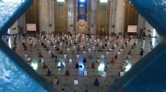 Daftar Dulu, Salat Idul Fitri di Masjid Akbar Surabaya Wajib Pakai ID Card