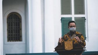 Kasus COVID-19 Jakarta Melonjak, Anies ke Warga: Akhir Pekan Tetap di Rumah Saja