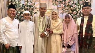 Resmi Menikah, Fatimah Dibawa Ustaz Somad ke Riau, Asuh Ponpes Usai Lebaran
