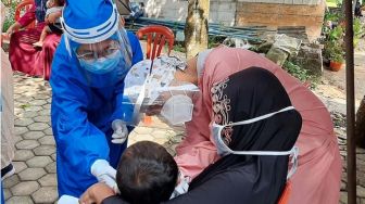 Klaster Salat Tarawih di Banyumas, Puluhan Orang Ikuti Tes PCR