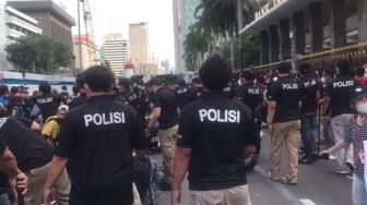 Polisi Bebaskan Kelompok Anarko yang Ditangkap Saat May Day