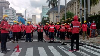 Evaluasi Dua Tahun Jokowi-Maruf, GEBRAK: Hantu PHK Adalah Nyata