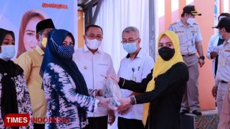 Sebanyak 3,6 Ton Ikan Beku Dibagikan ke Warga Kota Ternate