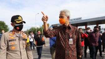 Dukung Gibran Copot Lurah Gajahan, Ganjar Pranowo: Bagus!