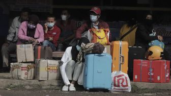 Penumpang di Terminal Lebak Bulus Melonjak Jelang Larangan Mudik
