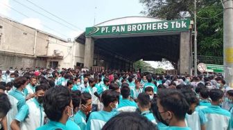 Tolak THR Dicicil 8 Kali, Karyawan Pabrik di Mojosongo Demo