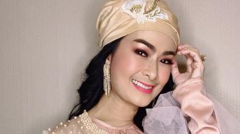 Sambut Ramadhan Iis Dahlia Diroasting Anak Sendiri: Masih Teriang-ngiang