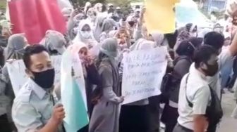 Nasib Guru Honorer di Makassar, 4 Bulan Belum Digaji