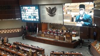 Azis Syamsuddin Absen di Rapat Paripurna Pembukaan Masa Sidang