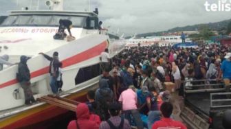 Mudik di Sulawesi Tenggara Sulit Dibendung, Warga Serbu Kapal Penyeberangan