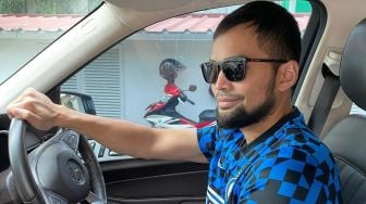 7 Jokes Bapak-bapak Ala Teuku Wisnu, Bikin Shireen Sungkar Tengsin