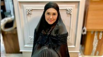 Bella Saphira Pindah ke Islam, Sempat Dimusuhi Keluarga dan Penggemar: Allah Punya Jalan Berbeda