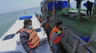 Penyekatan Jalur Laut di Perairan Indramayu