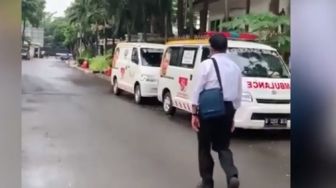 Viral Menko PMK Muhadjir Effendy Jalan Kaki ke Kantor, Warganet: Panutanku