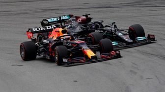 Verstappen Akui Jadi Sasaran Empuk Hamilton di F1 GP Spanyol