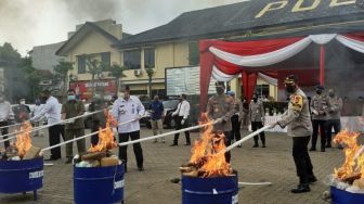 Polda Lampung Musnahkan 52 Kg Sabu dan 150 Kg Ganja