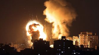 Pengamat Soroti Motif Israel Saat Hancurkan Bangunan Ikonik di Gaza