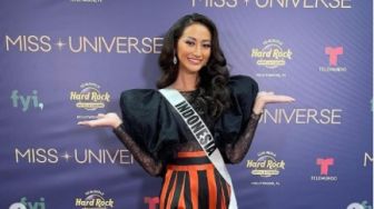 Luar Biasa! Intip 4 Potret Ayu Maulida Pakai Kostum Komodo di Miss Universe