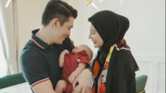7 Potret Baby Ukkasya, Anak Irwansyah dan Zaskia Sungkar yang Hampir Berusia 5 Bulan