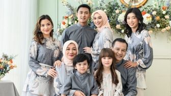 Tips Padu Padan Busana Muslim Agar Tetap Stylish Sambut Lebaran Virtual