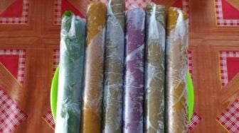 Dodol Khas Kayong Utara Jadi Buruan Jelang Lebaran, Penjual Semringah