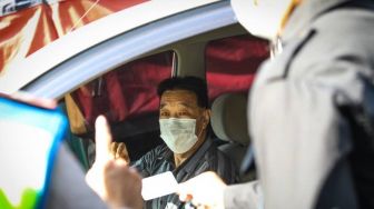 Antisipasi Mudik Lokal di Bandung, Polisi Berlakukan Buka Tutup Jalan