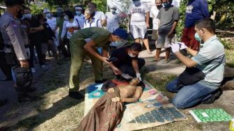 Bikin Geger Warga, Krotok Mengerang Kesakitan Lalu Tewas di Pinggir Jalan