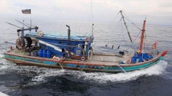 Empat Kapal Ilegal Terciduk Curi Ikan Di Selat Malaka Dan Perairan Ternate