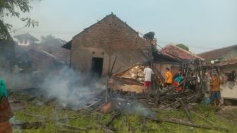 Si Melon Meledak saat Warga Asik Silaturahmi, Rumah Petani di Cibadak Lebak