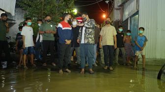 Gerak Cepat Bobby Nasution Tinjau Lokasi Terdampak Banjir Jam 4 Pagi