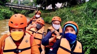 Sungai Penuh Sampah di Kali Baru Cibinong Disulap Jadi Destinasi Wisata