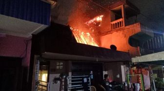Hitungan Jam, Terjadi Dua Peristiwa Kebakaran di Kota Surabaya
