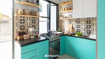 7 Ide Backsplash Dapur, Bikin Dinding Jadi Aman dan Cantik