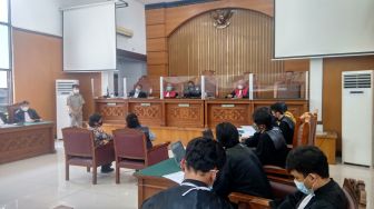 Ini Alasan JPU Tolak Keterangan Direktur Walhi dan Sekjen KPBI di Sidang Jumhur