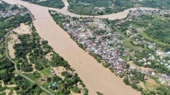 Tanggul PT PPA Jebol, Ratusan Rumah di Berau Terendam Banjir