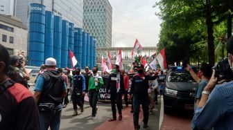 Kecam Aksi Keji Israel, Buruh Pendukung Palestina Long March ke Kantor PBB