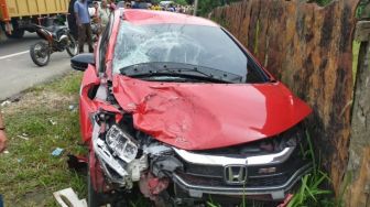 Detik-detik Pasutri dan Anaknya Tewas Ditabrak Mobil di Aceh Timur