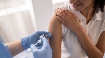 Siap-siap! Warga DKI Umur 12-17 Tahun Bakal Disuntik Vaksin Covid-19