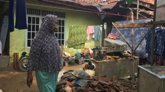 Korban Banjir Bandang Bogor, Komariah: Habis Sholat Tiba-Tiba Air Masuk