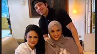 Keguguran, Krisdayanti Langsung Temui Aurel Hermansyah: Tetap Kuat!