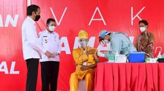 Vaksinasi Covid-19 Tahap Tiga Dimulai
