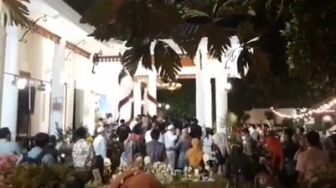 Viral Video Kerumunan Pesta Ultah Gubernur Jatim Khofifah, Dikecam Warganet