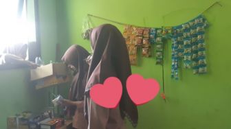 Bak Kantin Sekolah, Siswa Sulap Suasana Kelas Jadi Warung Jajanan