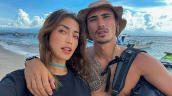 Jessica Iskandar dan Vincent Verhaag Saling Terbuka, dari Ponsel hingga Pin ATM