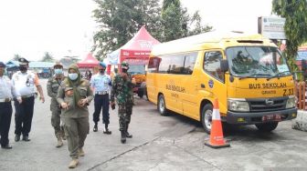 Dishub DKI Jakarta Kerahkan Seluruh Armada Bus Sekolah untuk Evakuasi Pasien Covid-19