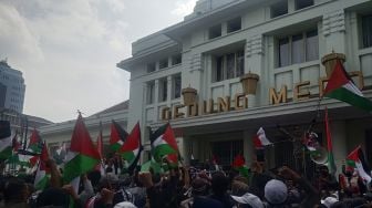 Aksi Solidaritas, 12 Ribu Orang Gelar Demo Bela Palestina di Bandung