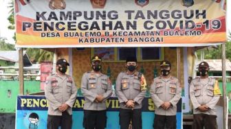 Kapolres Banggai Turun Cek Posko Kampung Tangguh Covid-19 di Bualemo