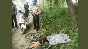 Viral Pesepeda Sidoarjo Tergeletak Kaku di Pinggir Jalan, Warganet Gaduh